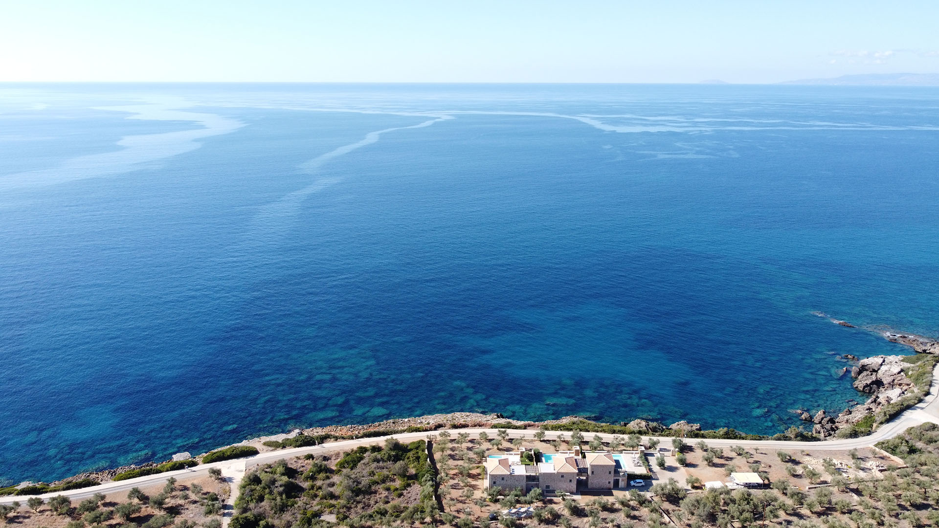Η παραλιακή διαδρομή στη Μάνη